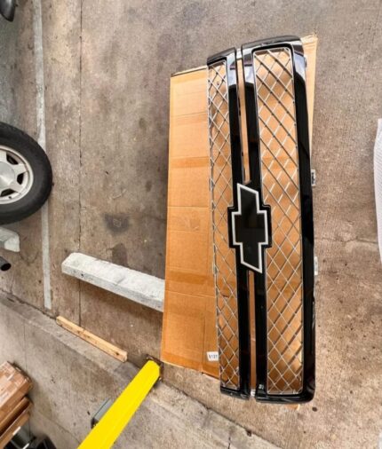 11-14 chevy Silverado hd grill